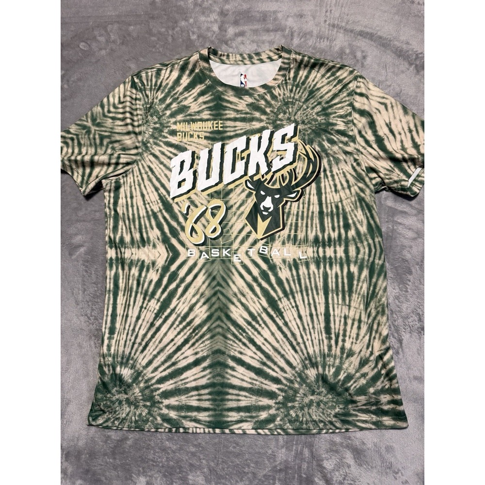 Milwaukee Bucks — Green Tie-Dye T-Shirt — Size Men's X Large '68